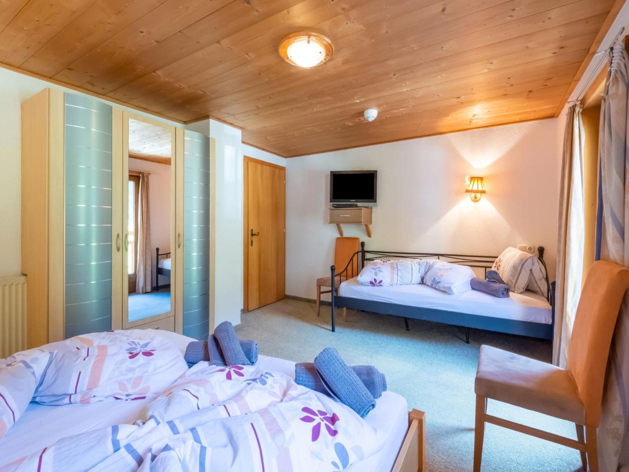 Hotel Haus Anna Längenfeld Esterno foto